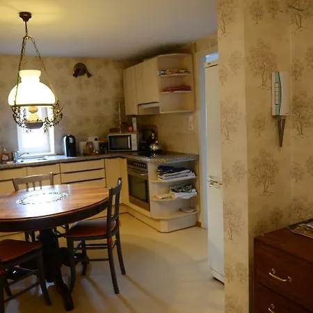 Albrecht Guest Apartment *